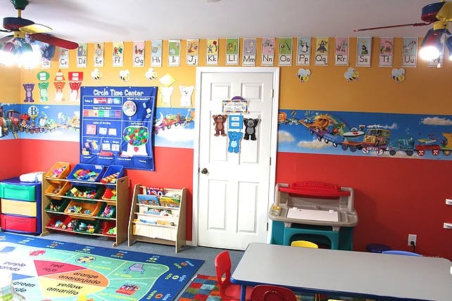 Las Abejitas-Little Bees Bilingual Learning Day Care - Daycare in