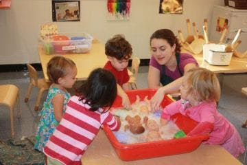 Early Childhood Lab School Daycare in Davis, CA Winnie