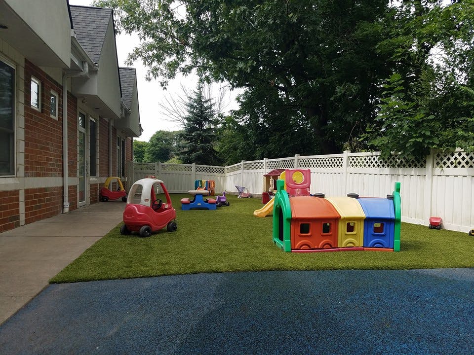 Le Chaperon Rouge Daycare In Cleveland Oh Winnie