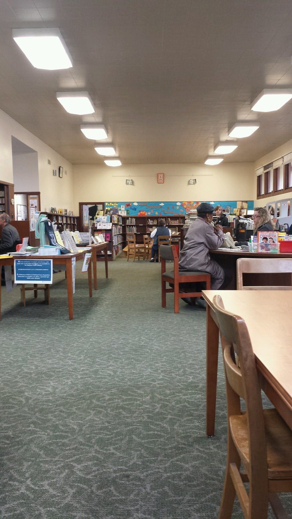 Lakeview Branch Library in Oakland Parent Reviews on Winnie