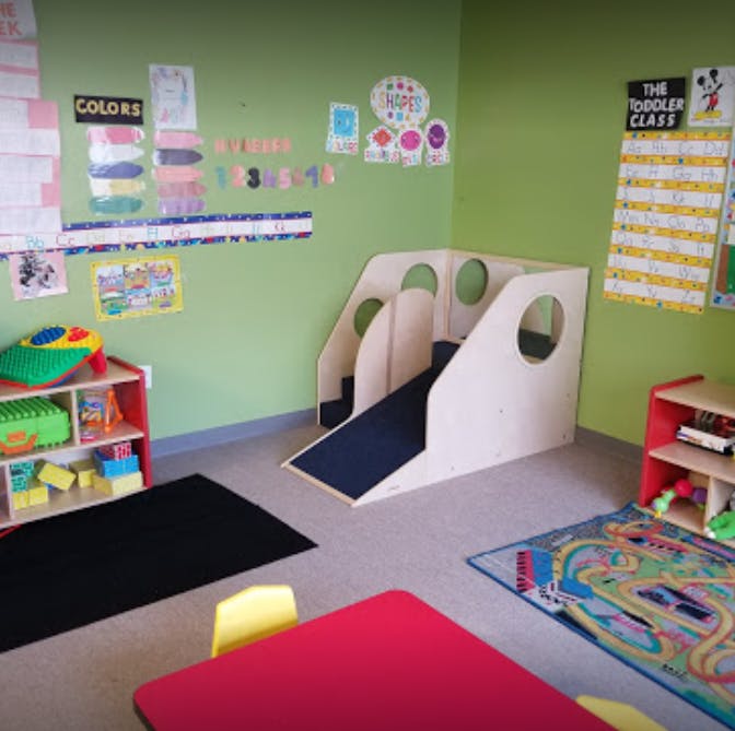 Les Petites Academies in Louisville, KY