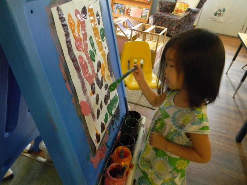 Preschool Art Easel