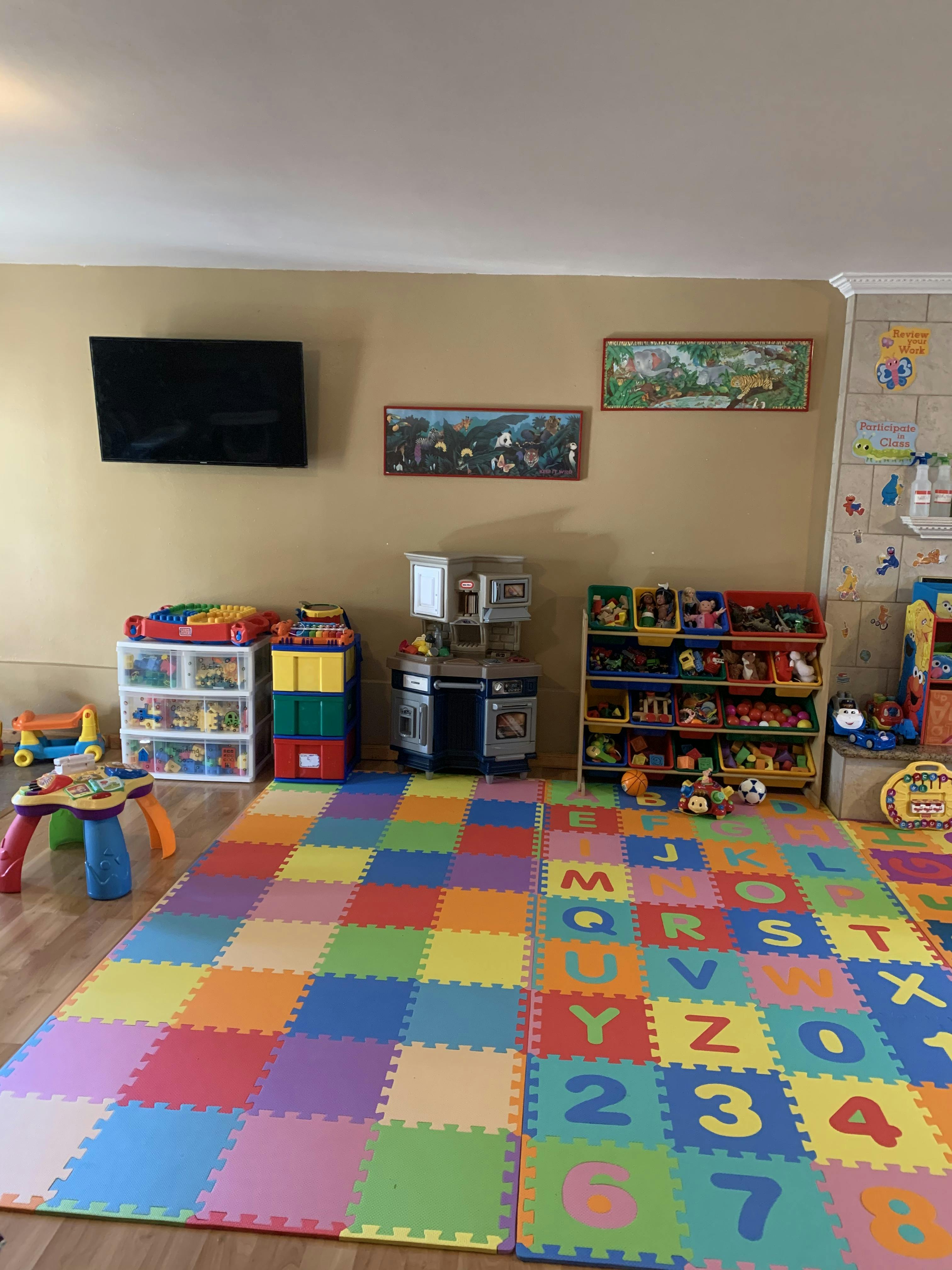 Learn N Play Daycare Daycare in Shoreline, WA Winnie