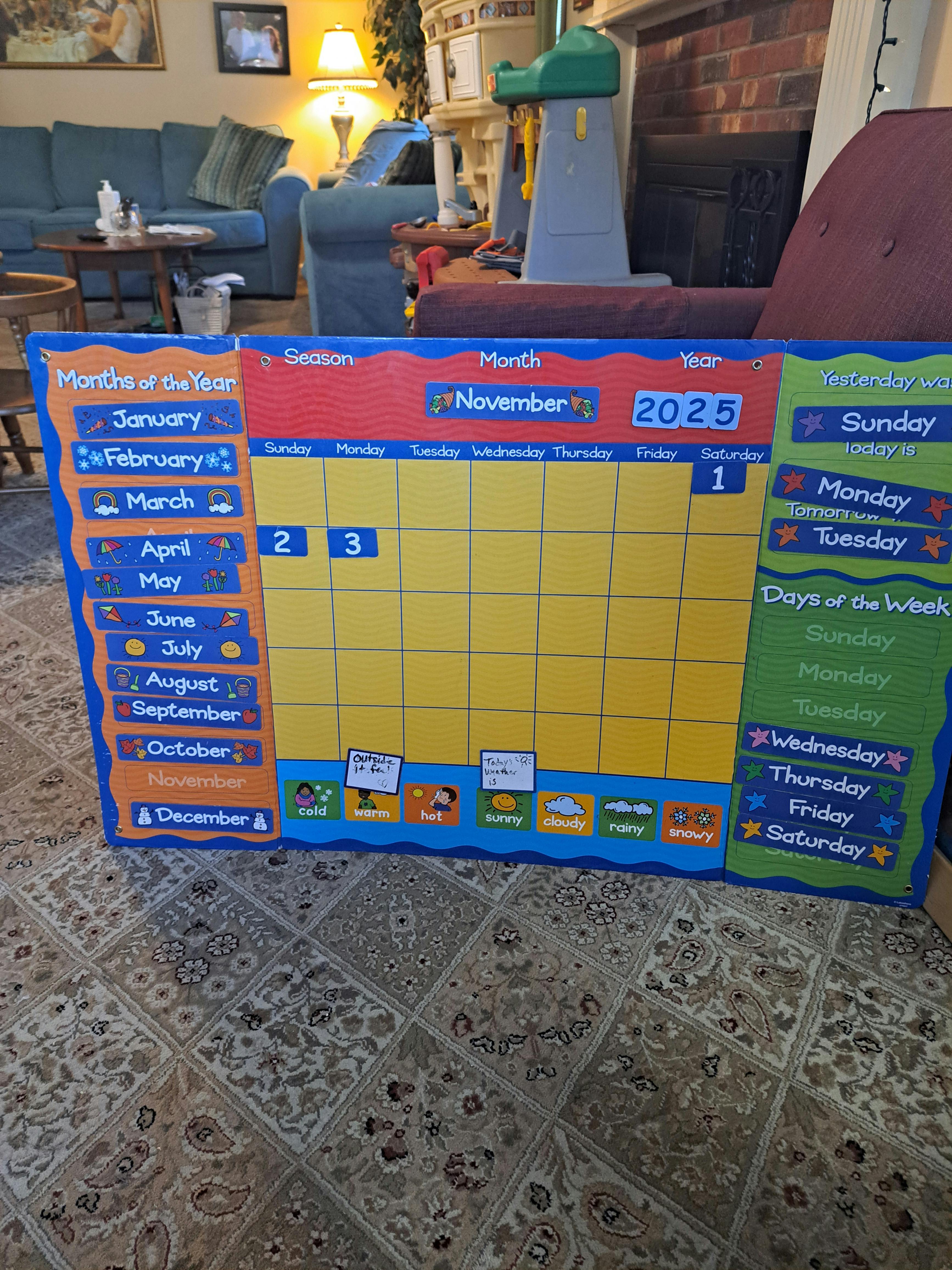 Children's learning calendar with months, days, and November 2025