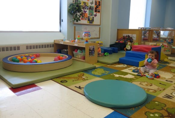 Day Early Learning (Federal Building) Preschool in Indianapolis, IN