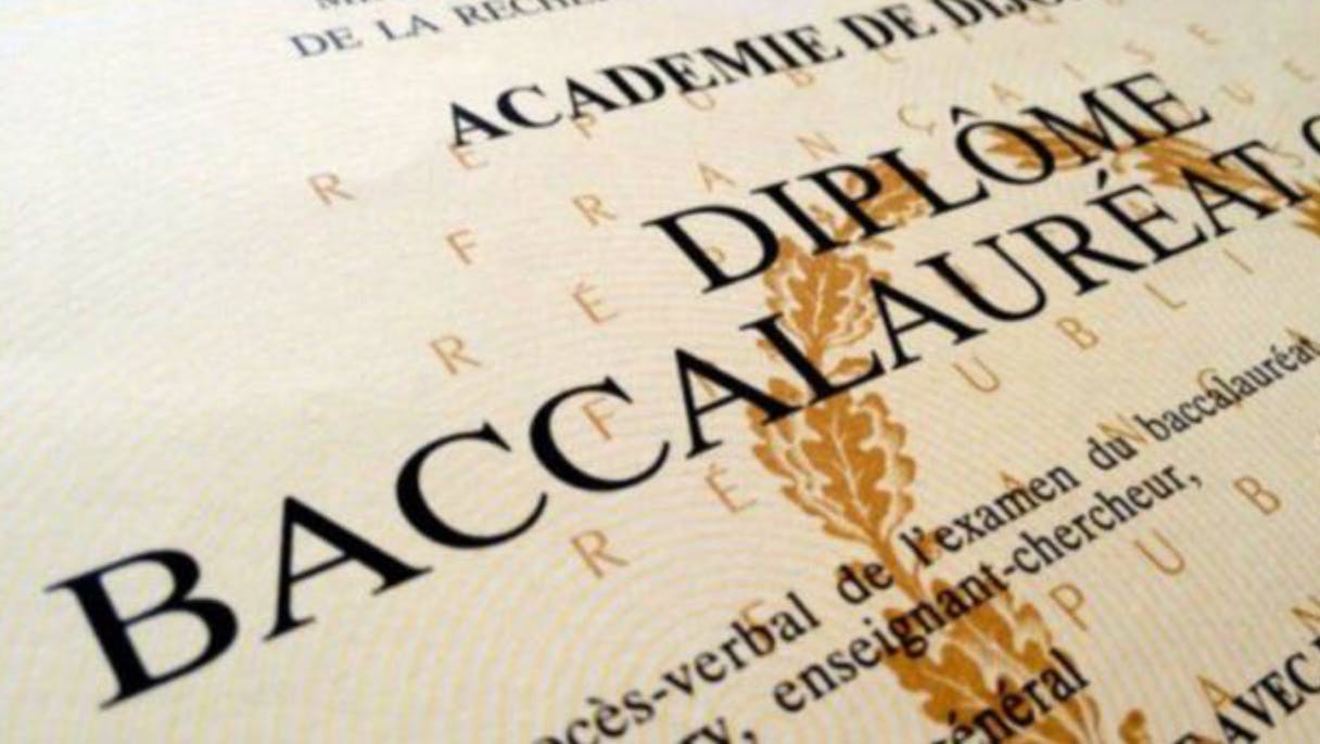 Close up of a French Baccalauréat diploma