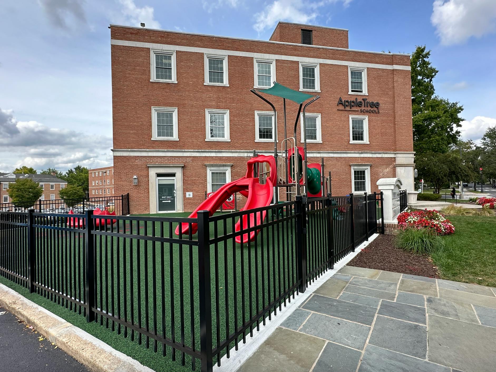 AppleTree (Spring Valley) in Washington, DC