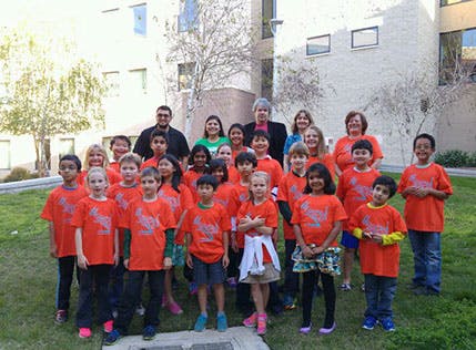 What time does costco open in fresno california