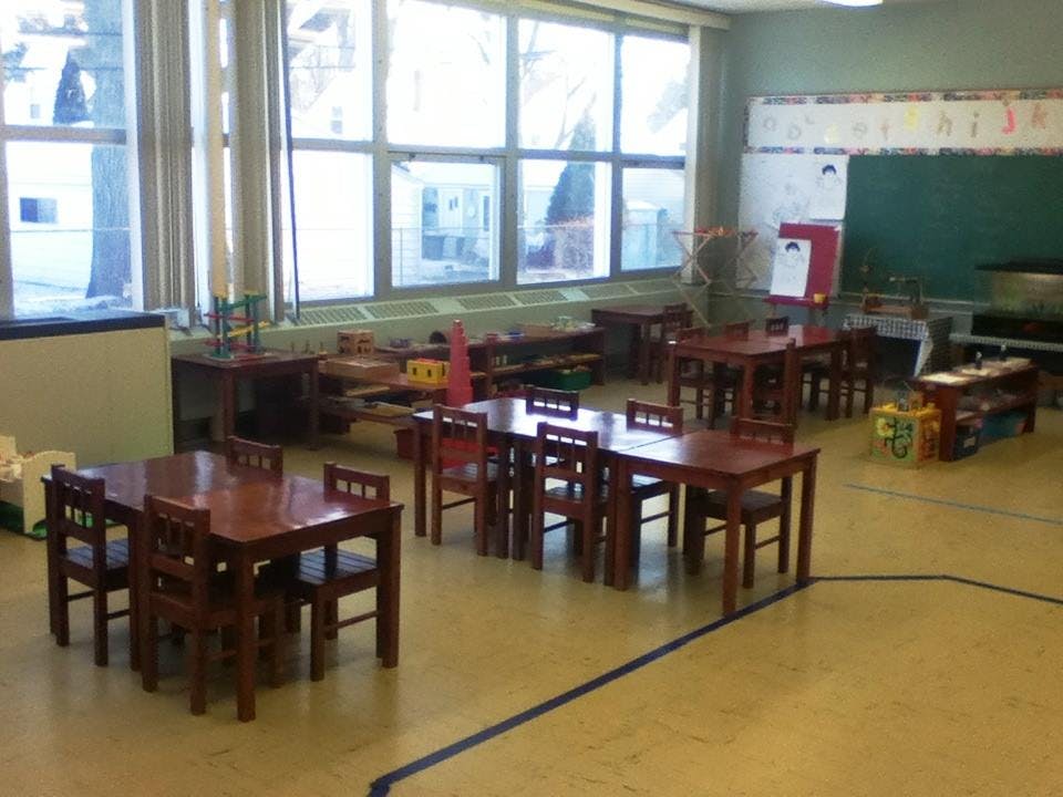 Spanish For Toddlers (Woodward) - Daycare in Detroit, MI - Winnie