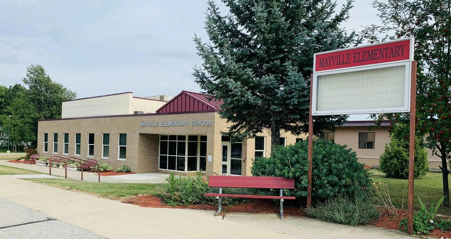 Mayville Elementary School Before and After School Care in Mayville, MI