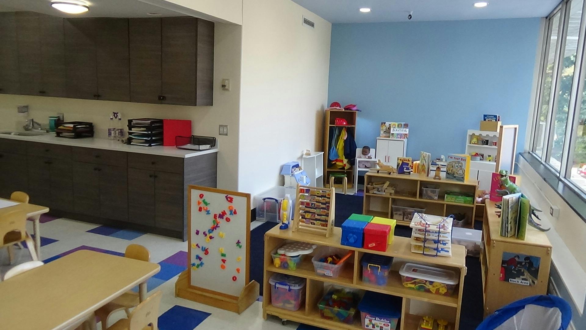 The Preschool Center At Chicago Child Care Society (Hyde Park