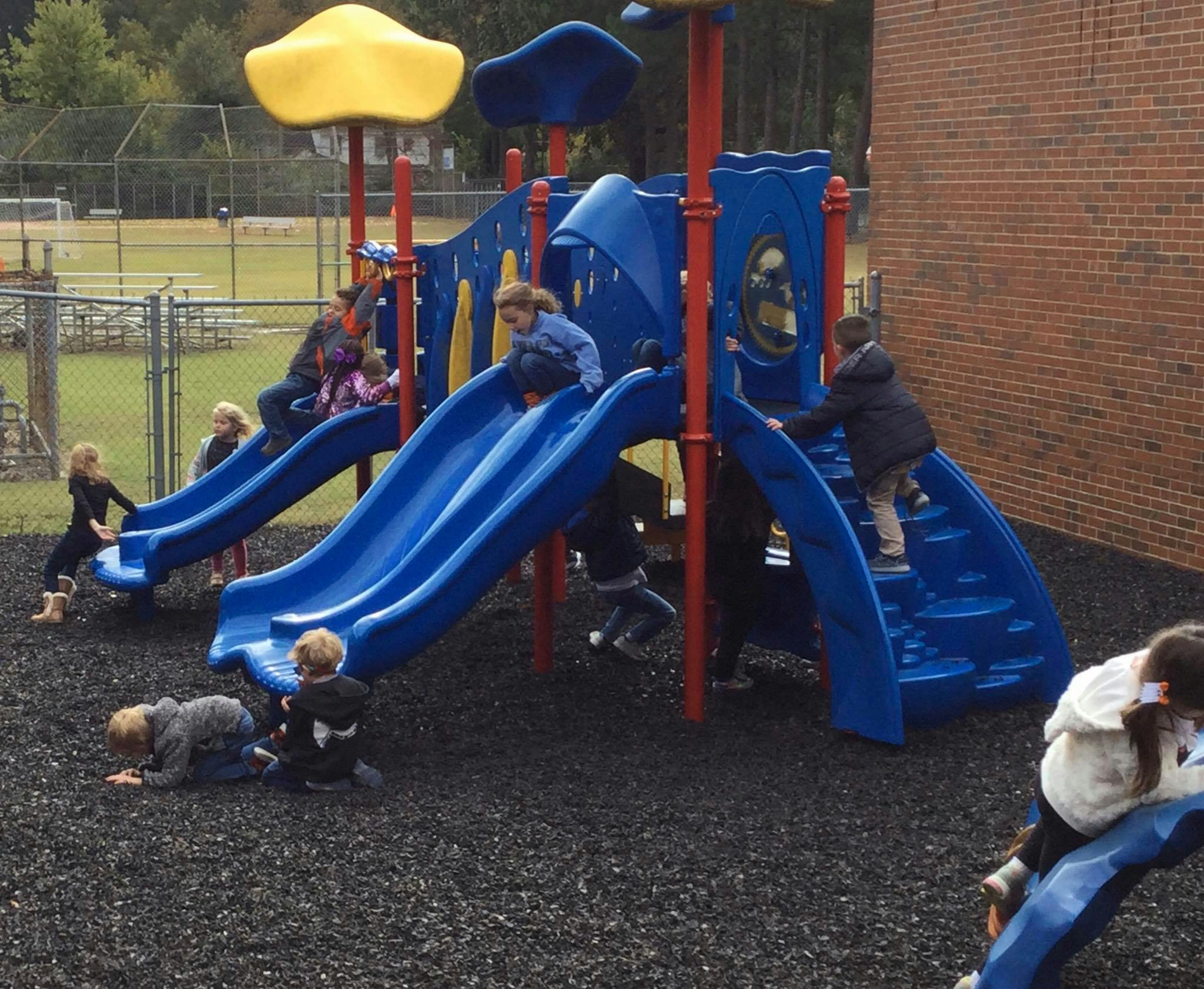 Holy Rosary Catholic School Preschool in Memphis, TN