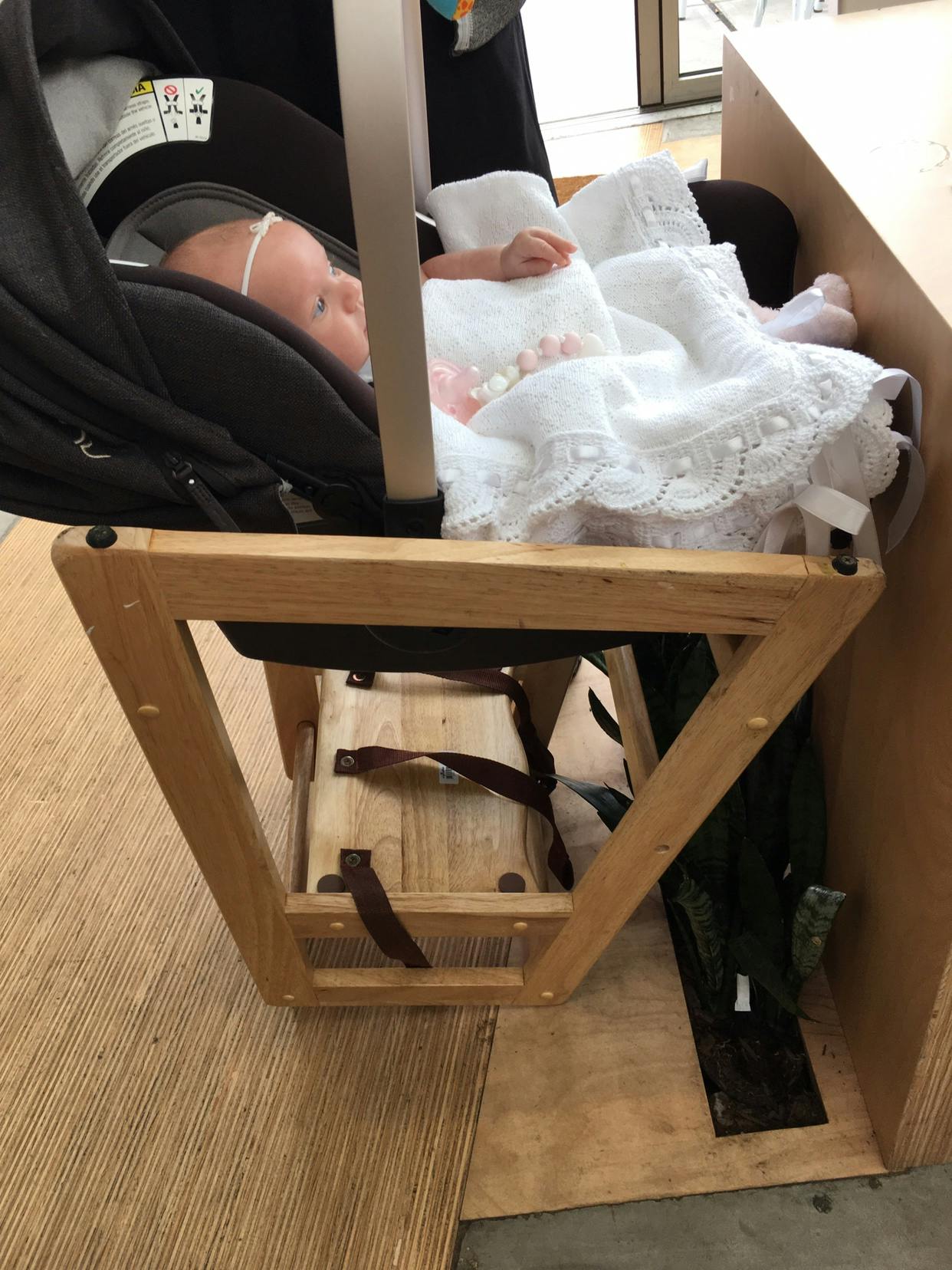 high chair with newborn seat