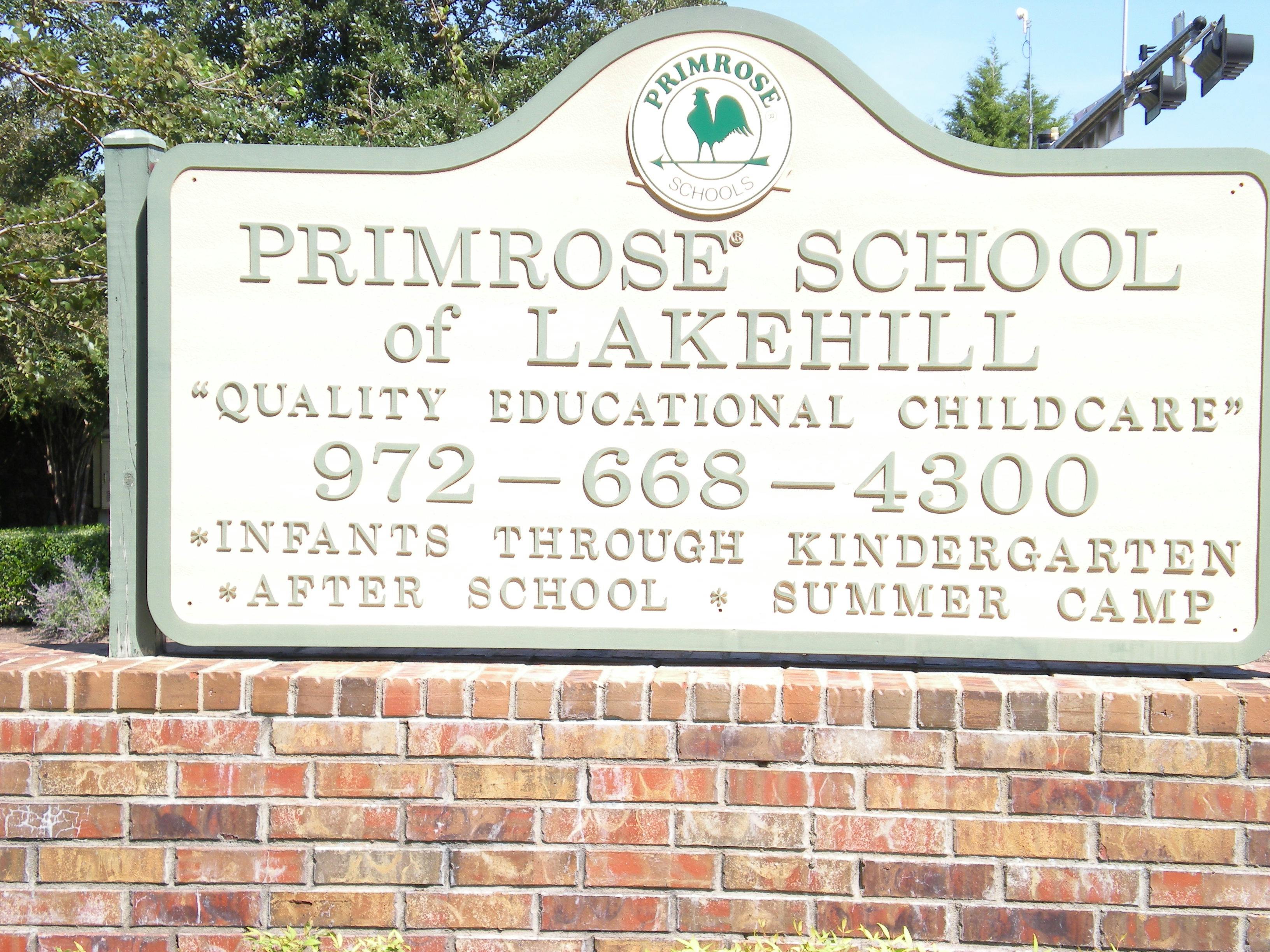 Primrose School of Lakehill sign with contact information