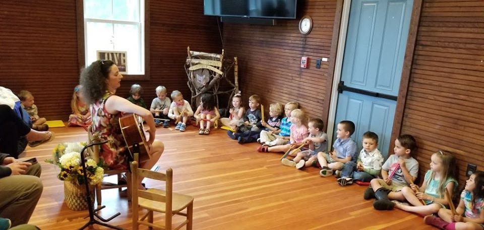 Neighbors and Nature Daycare in Stonington, CT Winnie