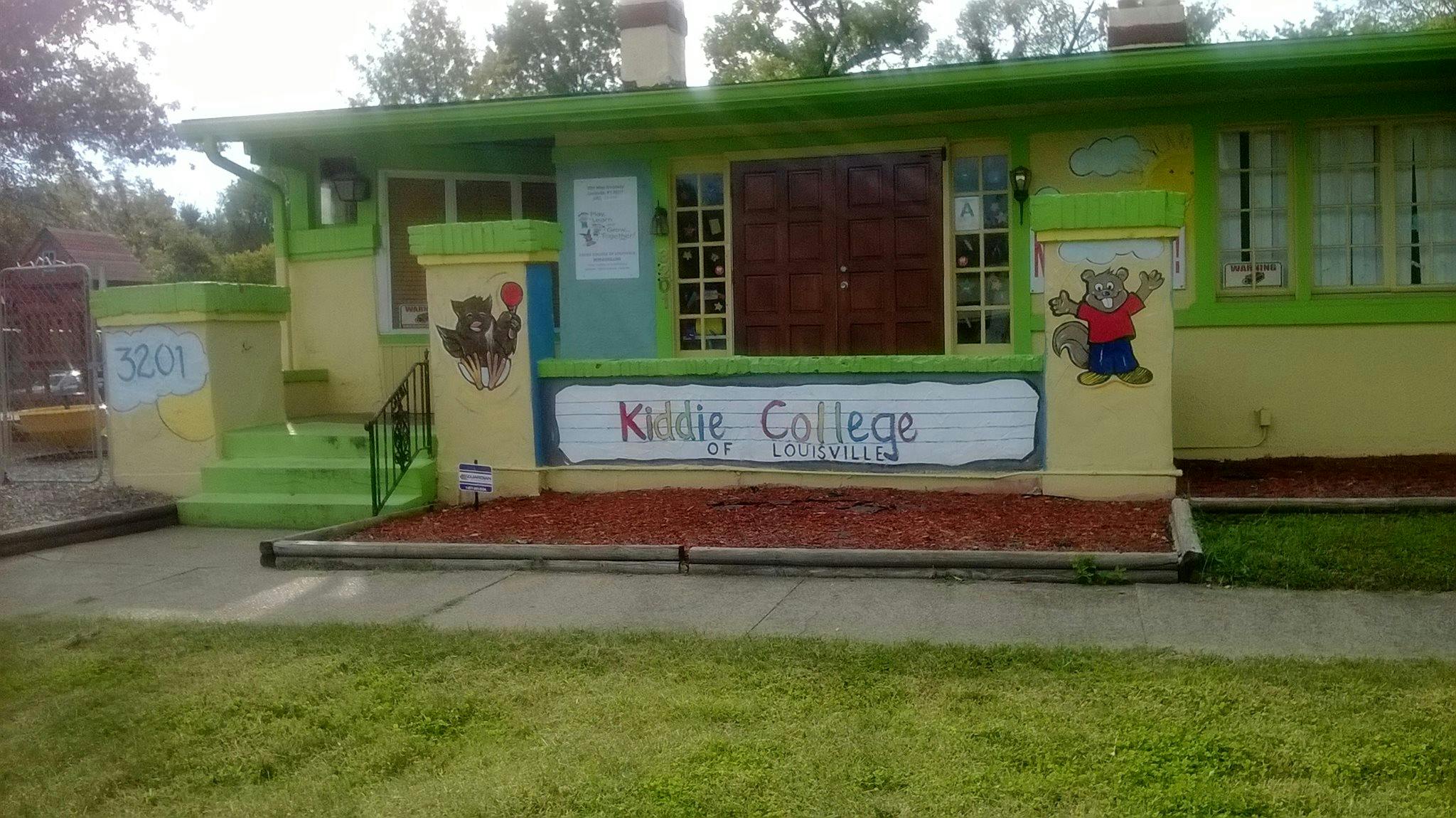 Building with "Kiddie College" sign