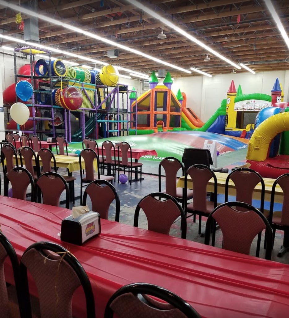 Jump Around Utah in Salt Lake City Parent Reviews on Winnie