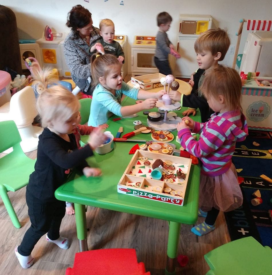 Crayonbox Daycare (Michelle Kamaloski) in Saginaw, MI