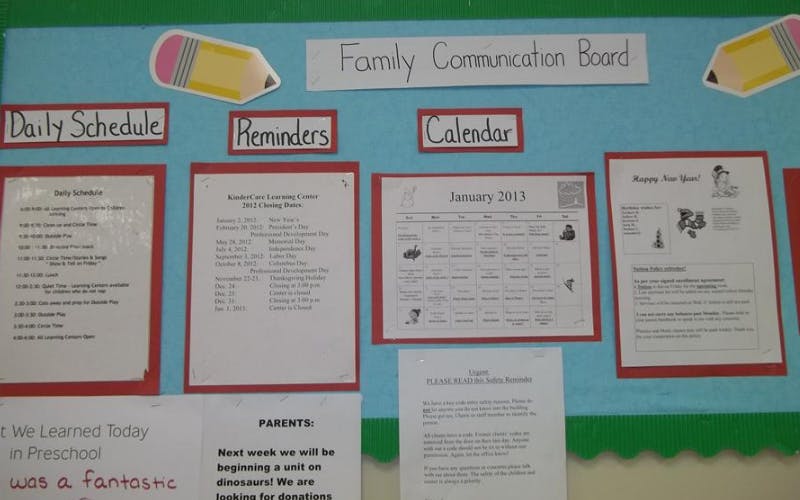 Family communication board with daily schedule, reminders, and calendar