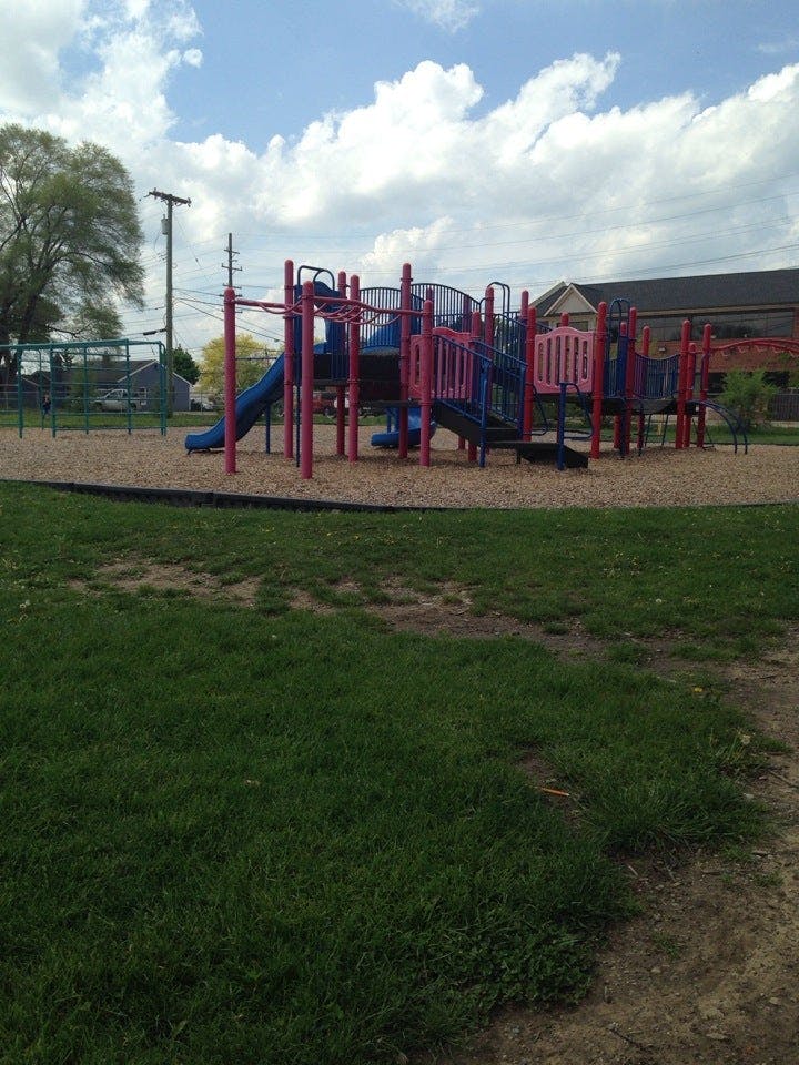 Lamphere Learning Ladder Programs (Edmonson Elementary School) in Madison Heights, MI