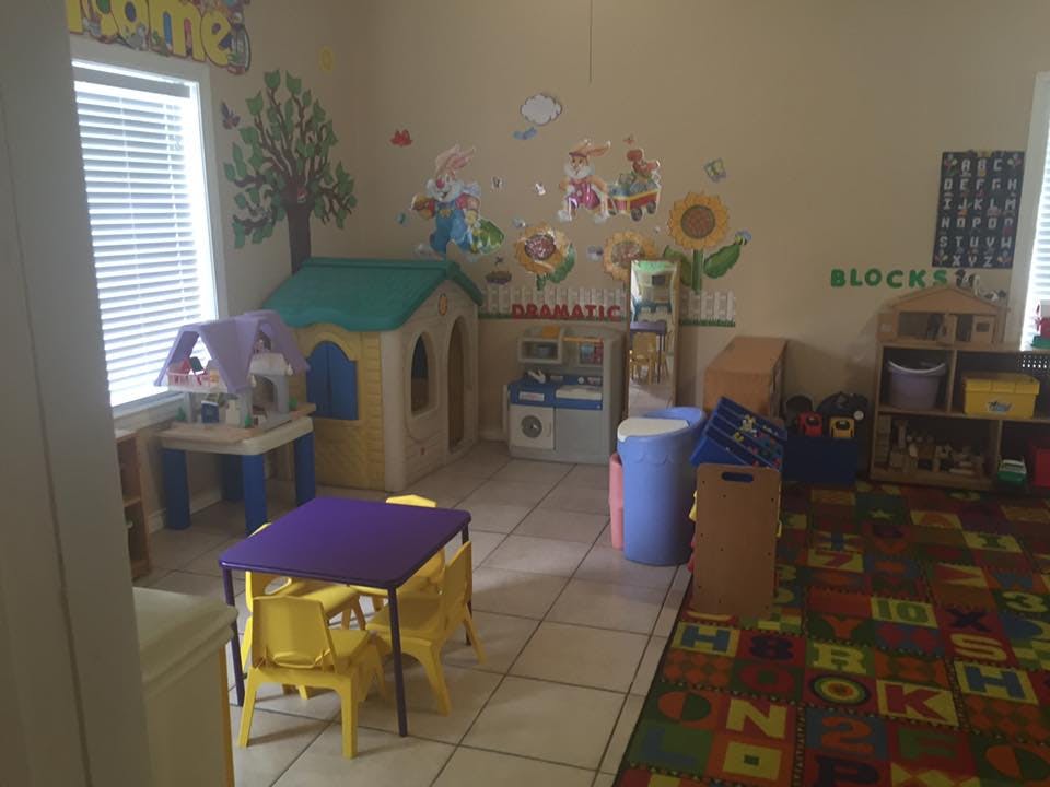 Little Buddies Child Care Center in Laredo, TX