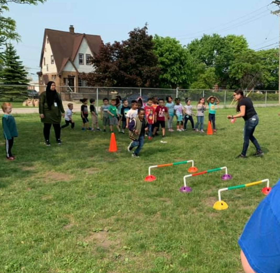 Lafayette School Latchkey Program Daycare in Lincoln Park, MI Winnie
