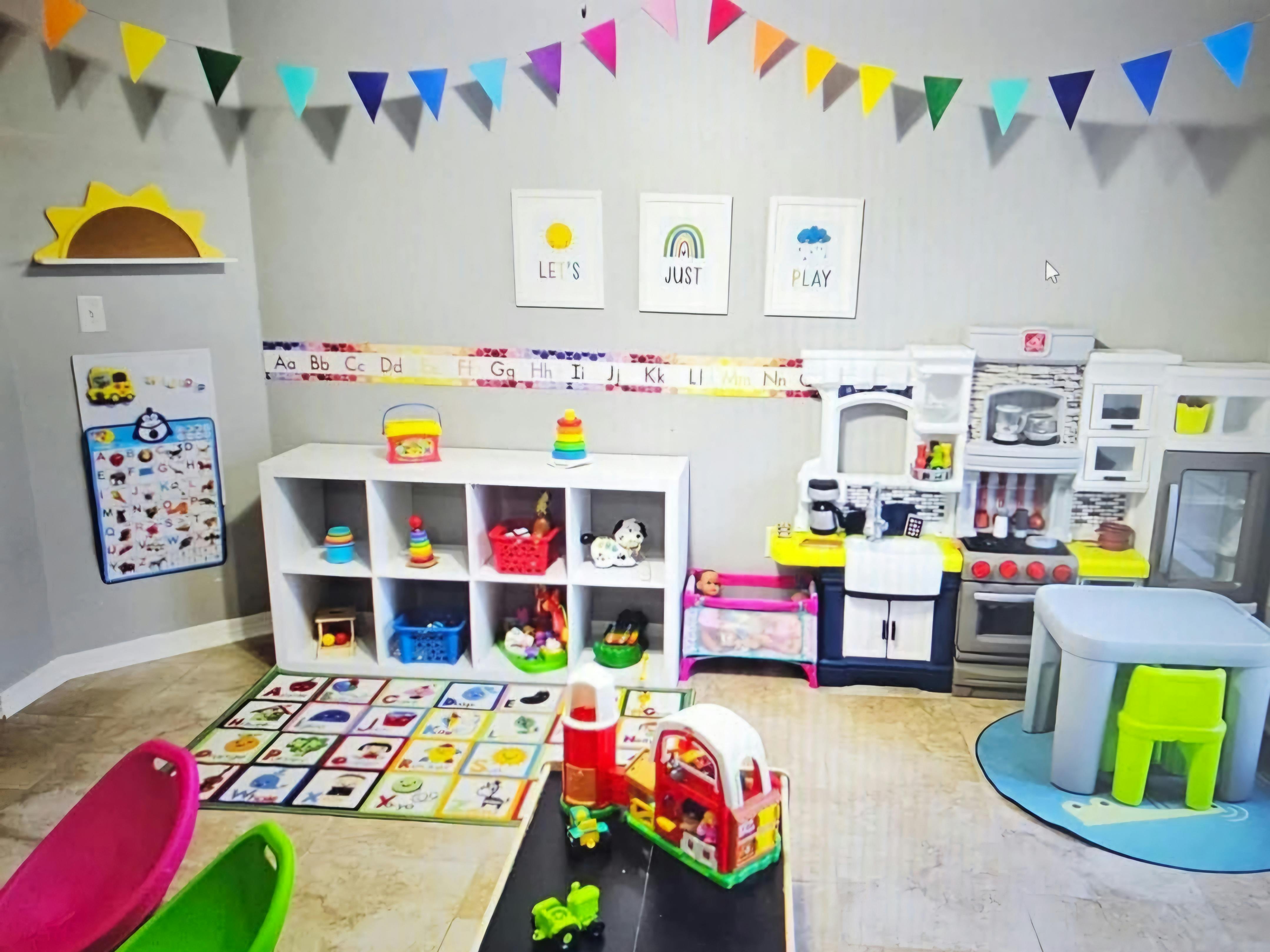 Carmody-Palmer Family Day Care Home in Navarre, FL