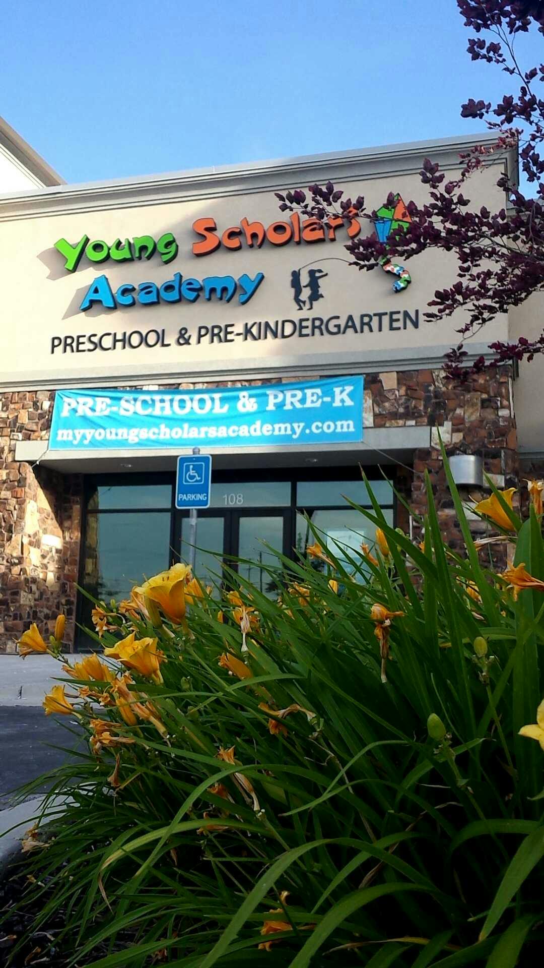 Young Scholars Academy sign with preschool and pre-kindergarten text