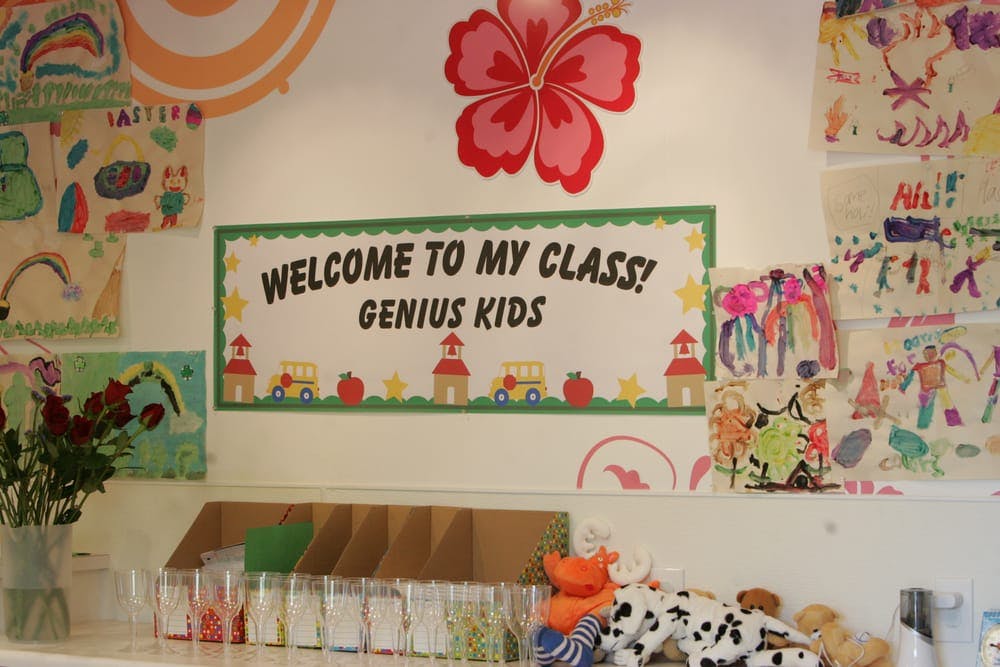 Welcome to My Class! Genius Kids sign in a classroom