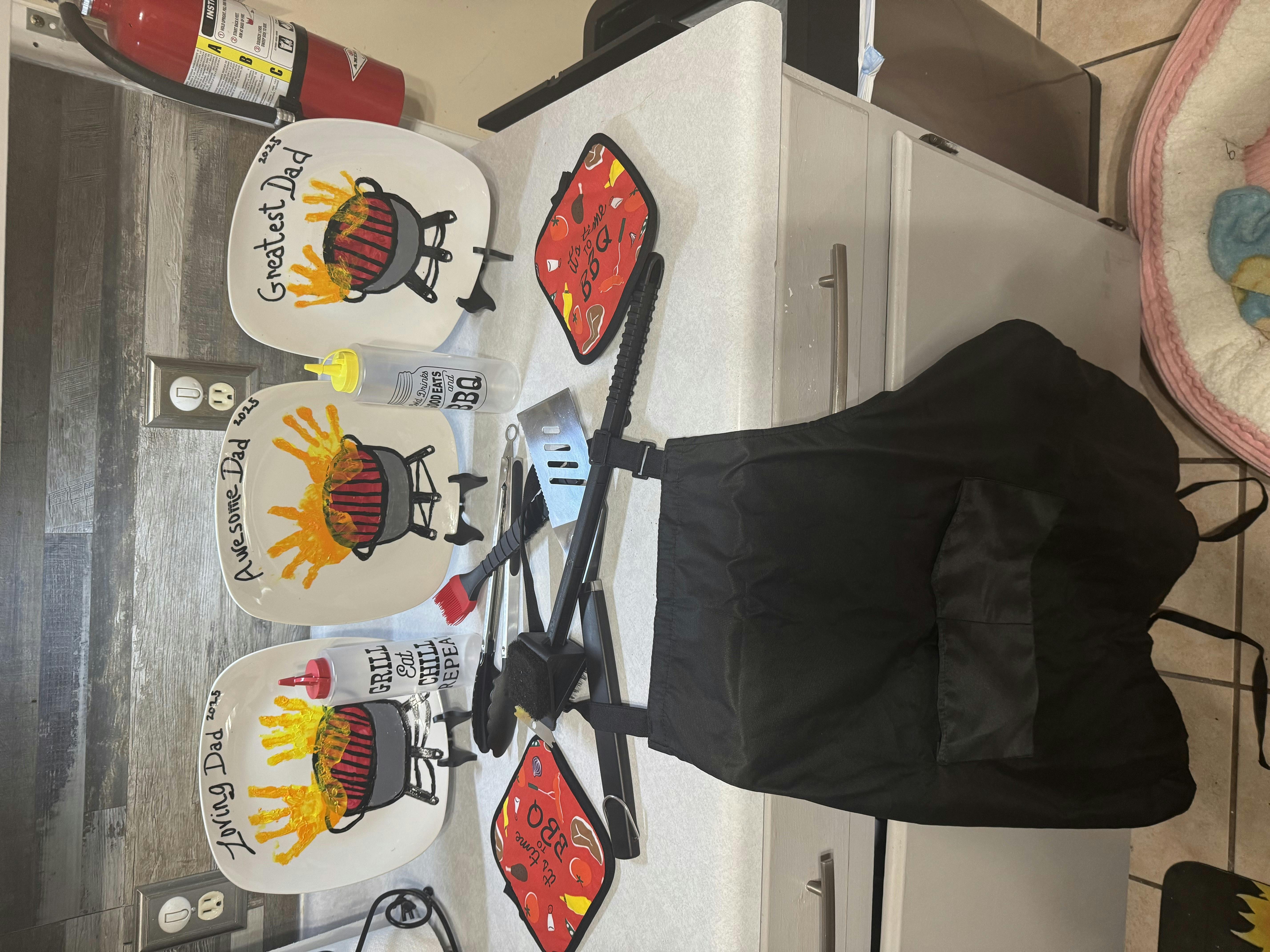 Plates with grill designs and grilling utensils